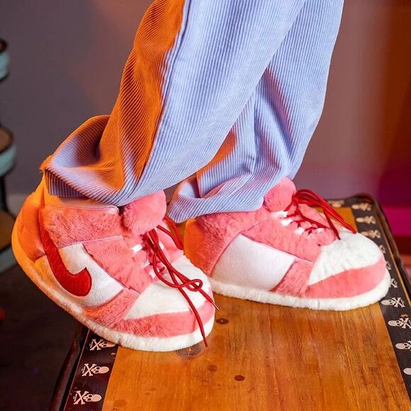 Pink Panda Dunk "Strange Love" Sneaker Slippers Sz 36-46 NWT - Picture 1 of 4